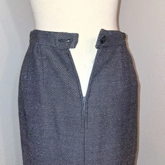 Louis Feraud Gray 2 Piece Jacket & Midi Skirt Set Size 8 - Picture 11 of 16